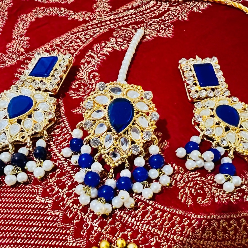 Pearl Blue Indian set with tikka